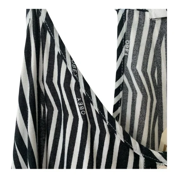 Obey No 89 Black & White Striped Dress Sz M - Picture 6 of 9